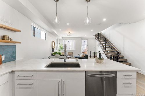 2442 Glenarm Pl, Denver CO  80205-3129 exterior