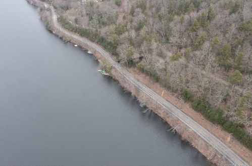 116 Shore Rd, Washington Depot, CT 06777-1411