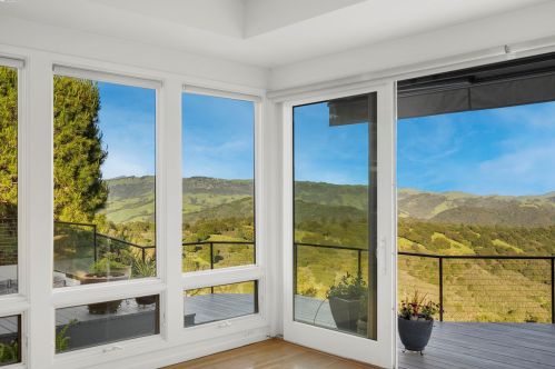 42 Knoll Ridge Way, Oakland, CA 94619-3510