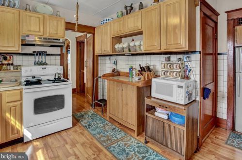 515 Spring Garden St, Carlisle PA  17013-2559 exterior