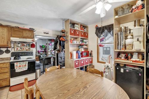 1079 Shawano Ave, Green Bay WI  54303-3061 exterior