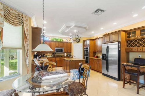 9741 Roche Pl, West Palm Beach FL  33414-6490 exterior