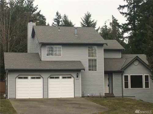 10337 Ashley Cir, Silverdale, WA 98383-9293