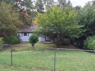 312 Bettys Dr, Stroudsburg, PA 18360-9449