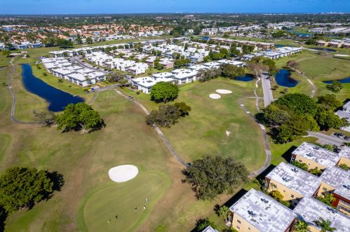 108 Flanders C, Delray Beach FL  33484-5220 exterior