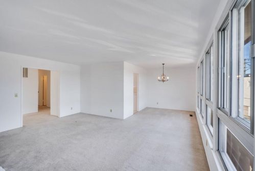 118 Dennis Dr, Daly City CA 94015-2812 exterior