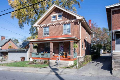 2010 Howell St, Covington, KY 41014-1126