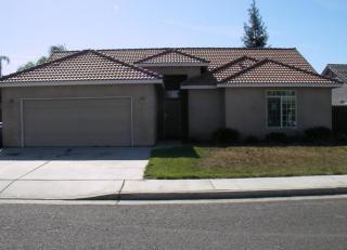 1317 Patsy St, Porterville, CA 93257-8857
