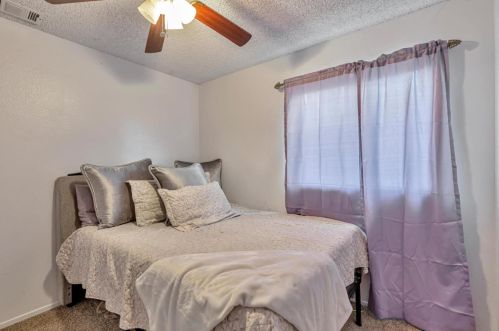 16128 Easy St, Lathrop CA  95330-9572 exterior
