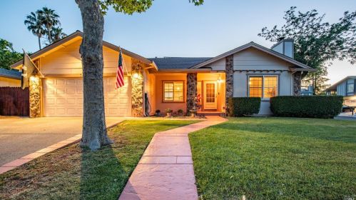 754 Tulare, Vacaville CA  95687-6250 exterior