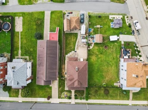 609 College St, Canonsburg, PA 15317-1024