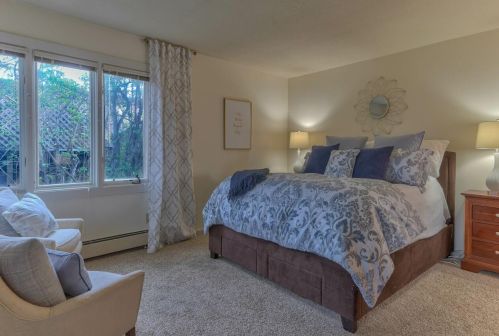 1136 Beacon Ave, Del Monte Park CA  93950-2106 exterior