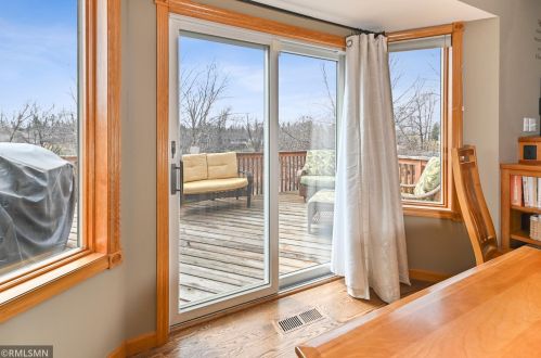 1306 16th Ave, Columbus MN  55025 exterior