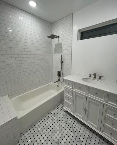 1808 20 St, Galveston TX 77550-8197 exterior