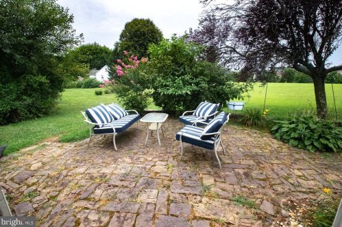 590 Borough Line Rd, Collegeville PA  19426-2804 exterior