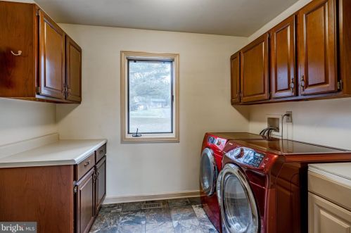 112 Quail Ln, Kennett Sq PA  19348-2652 exterior