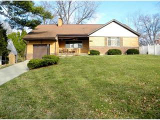 5406 Moundcrest Dr, Cincinnati, OH 45212-1719