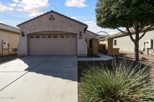 26149 Runion Dr, Buckeye AZ  85396-7284 exterior