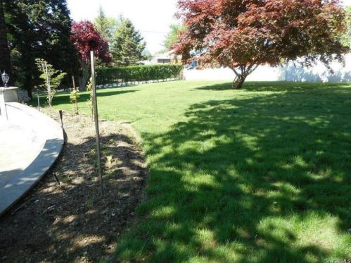 6 Wright Rd, Yorktown Hgts NY  10598-6613 exterior