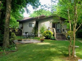 1859 Allen Way, Pigeon Forge, TN 37862-7268