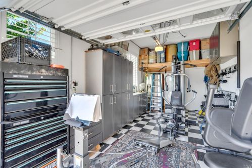 662 Canterbury Cir, Vacaville CA  95687-8225 exterior