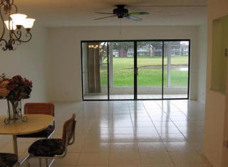 21 Piedmont A, Delray Beach FL  33484-5011 exterior
