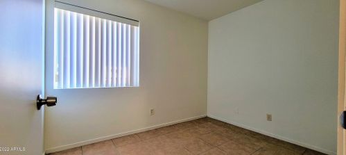 1808 32nd St, Phoenix AZ  85008-3867 exterior