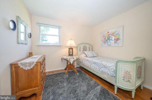 296 Waverly Rd, Southampton PA  18966-3353 exterior