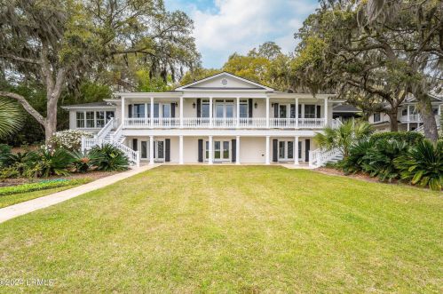 115 Verdier Rd, Beaufort, SC 29902-5439