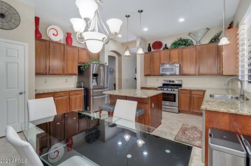 4351 Sundance Ct, Gilbert AZ 85297-9707 exterior