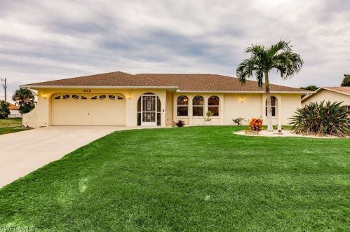 428 37th St, Cape Coral, FL 33914-5866
