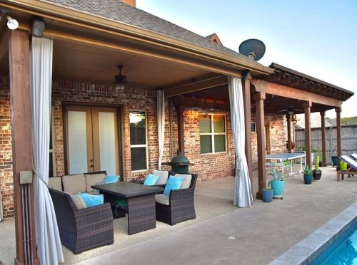 405 Meandering Crk Dr, Argyle TX  76226-2288 exterior
