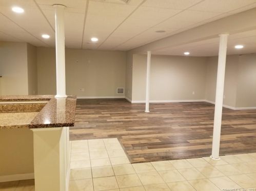 351 Matthews St, Bristol CT  06010-3400 exterior