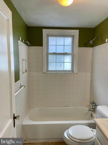 115 Arlington Ave, Camden NJ  08107-1901 exterior