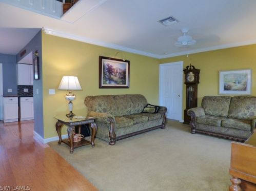 1011 Desoto Ave, Lehigh Acres, FL 33972-8118
