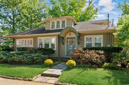 266 Tulip Ave, Floral Park, NY 11001-2800