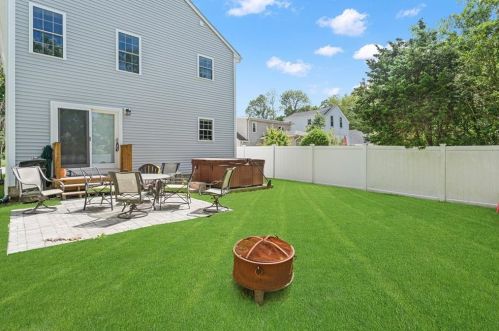 113 Pender Ave, Warwick RI  02889-4808 exterior