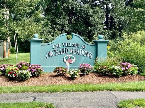 25 Orchard Meadow Dr, Shrewsbury MA  01545-6214 exterior