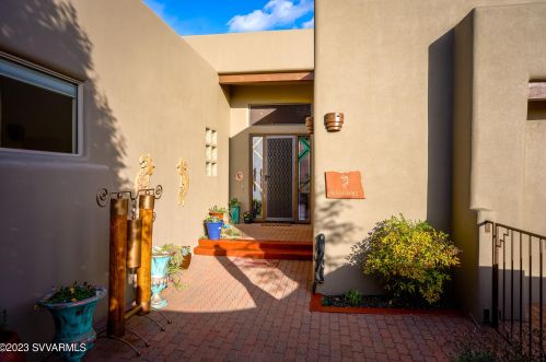 215 Calle Francesca, Sedona AZ 86336-4761 exterior