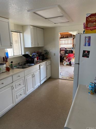 16260 Tawney Ridge Ln, Victorville, CA 92394-1458