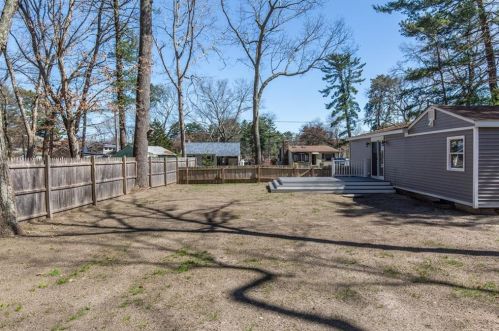 35 Pine Tree Rd, Coventry RI  02816-7001 exterior