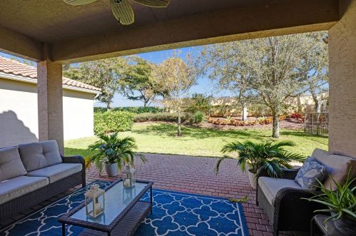 8115 Brigamar Isles Ave, Boynton Beach FL  33473-5015 exterior