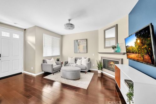 427 Linden Dr, Orange CA  92865-5006 exterior