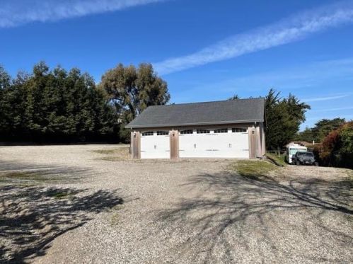 300 Alta Vista Dr, South San Francisco CA  94080-5662 exterior