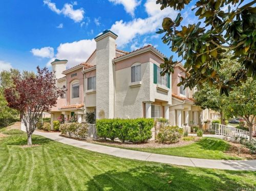 27015 Karns Ct, Santa Clarita, CA 91387-4922