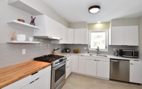 6609 Radburn Ln, Greendale WI  53129-2846 exterior