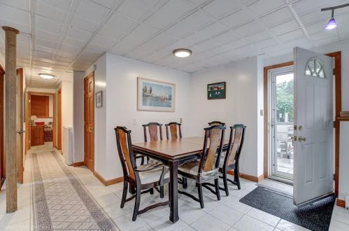 45 Orlando Dr, South Kingstown RI  02882-4416 exterior