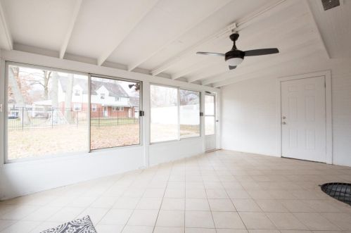 6477 Devonwood Dr, Cincinnati OH 45224-1118 exterior