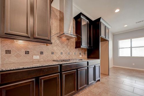 12919 Southern Rdg Dr, Pearland TX  77584-3699 exterior