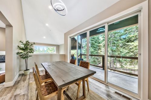 13405 Ski Slope Way, Truckee CA  exterior